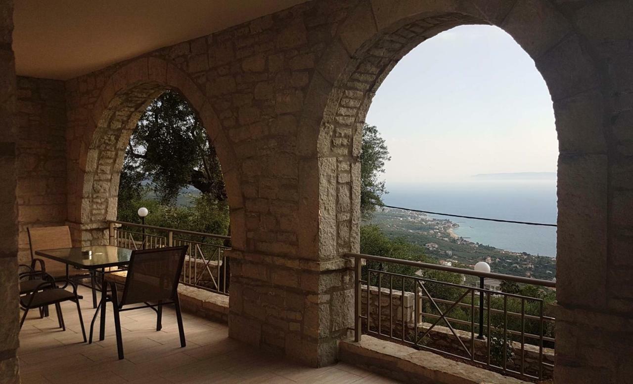 Olive Stonehouses Kalamata Luaran gambar